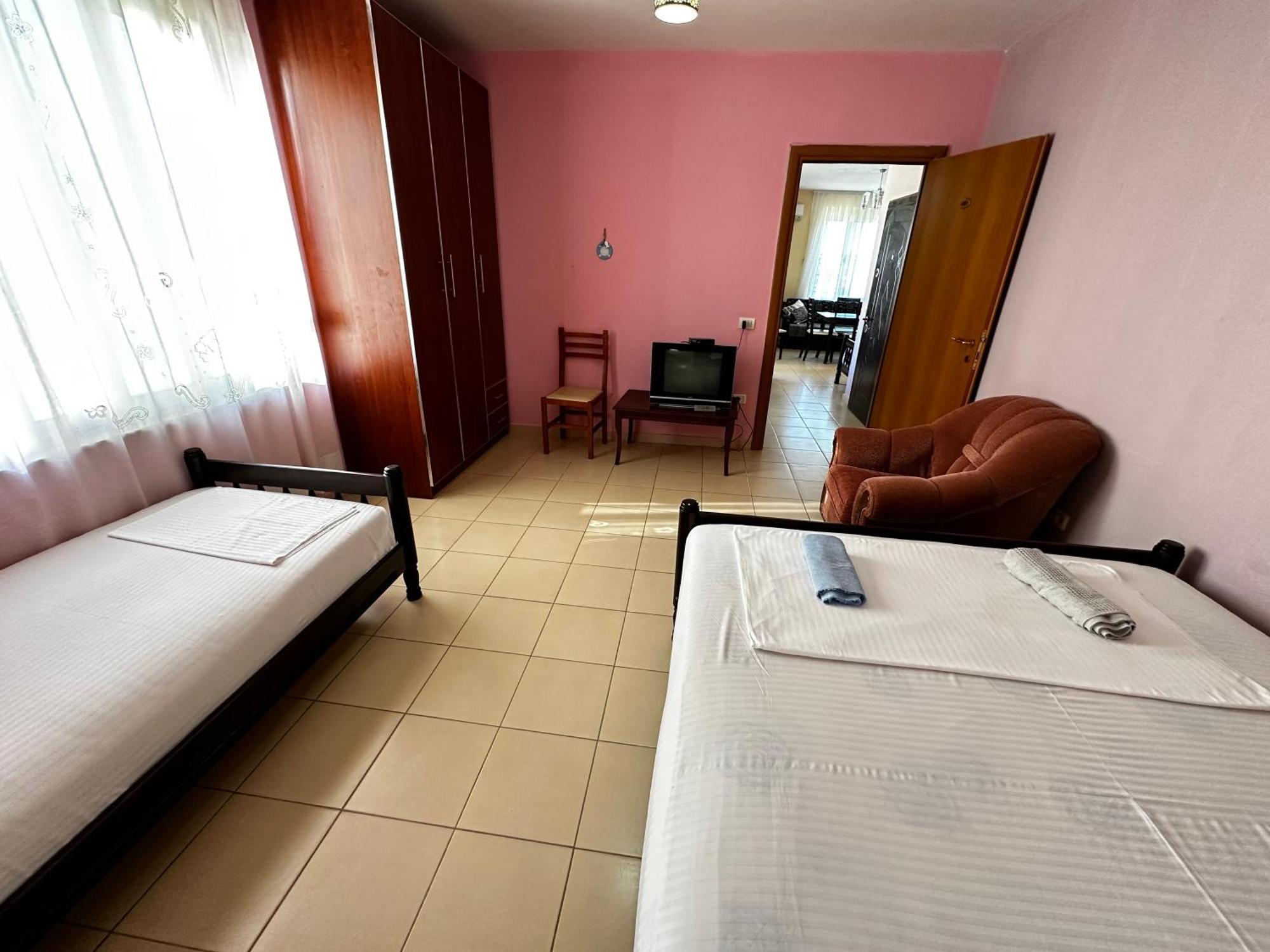 Romance Holiday Garden Inn Durres Exterior photo