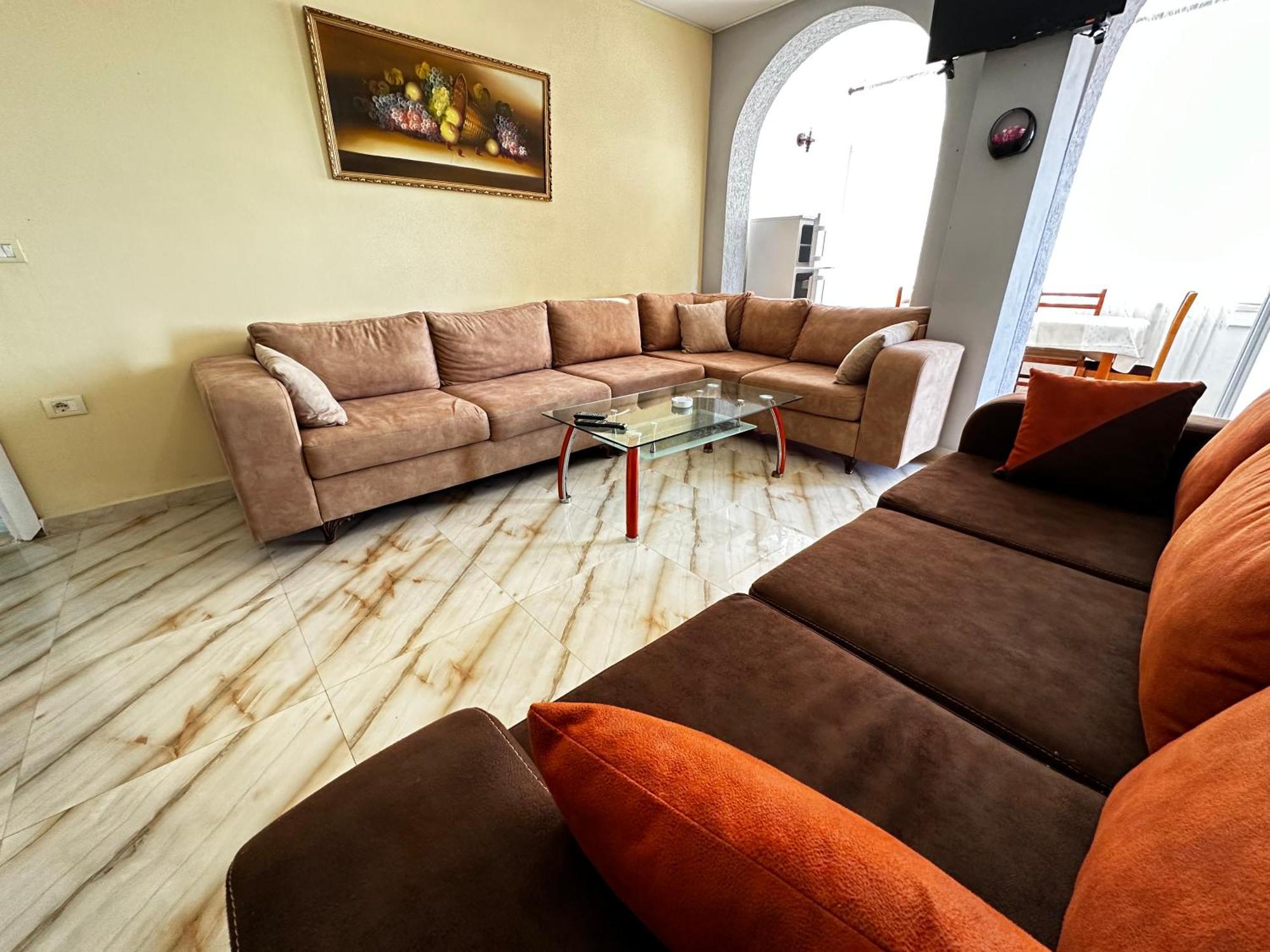 Romance Holiday Garden Inn Durres Exterior photo