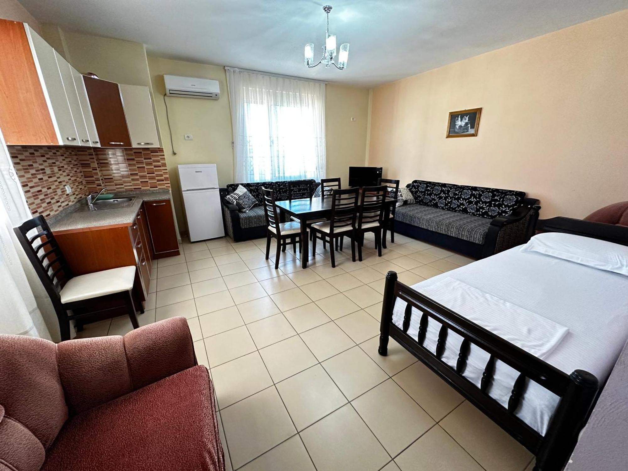 Romance Holiday Garden Inn Durres Exterior photo